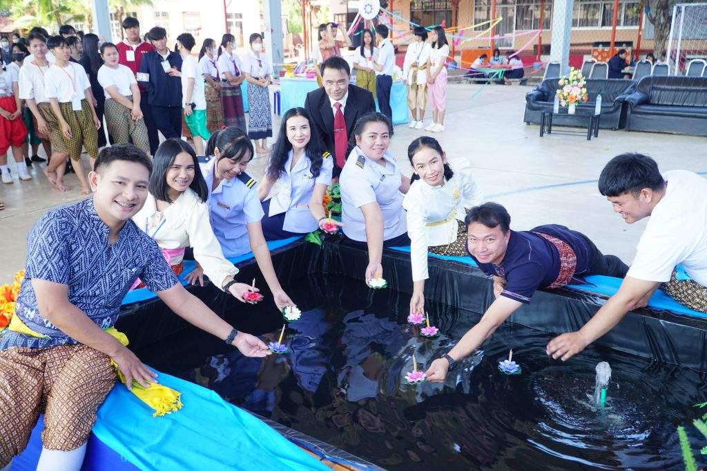 โครงการกระทงสวยด้วยมือเราแข่งขันสิ่งประดิษฐ์ทางด้านหัตถศิลป์