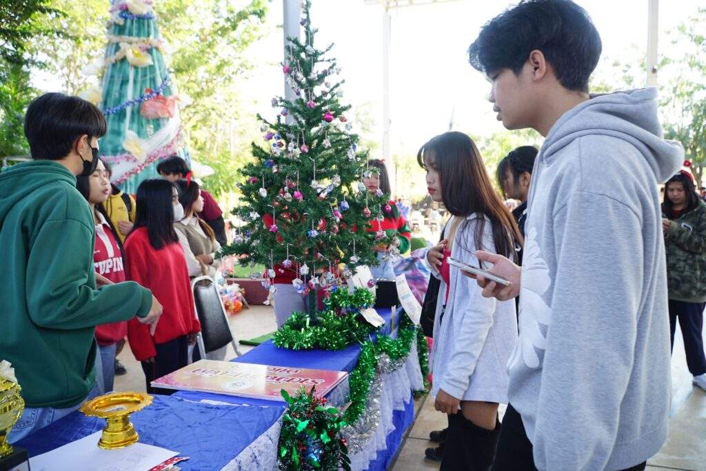 กิจกรรมวันคริสต์มาสต์